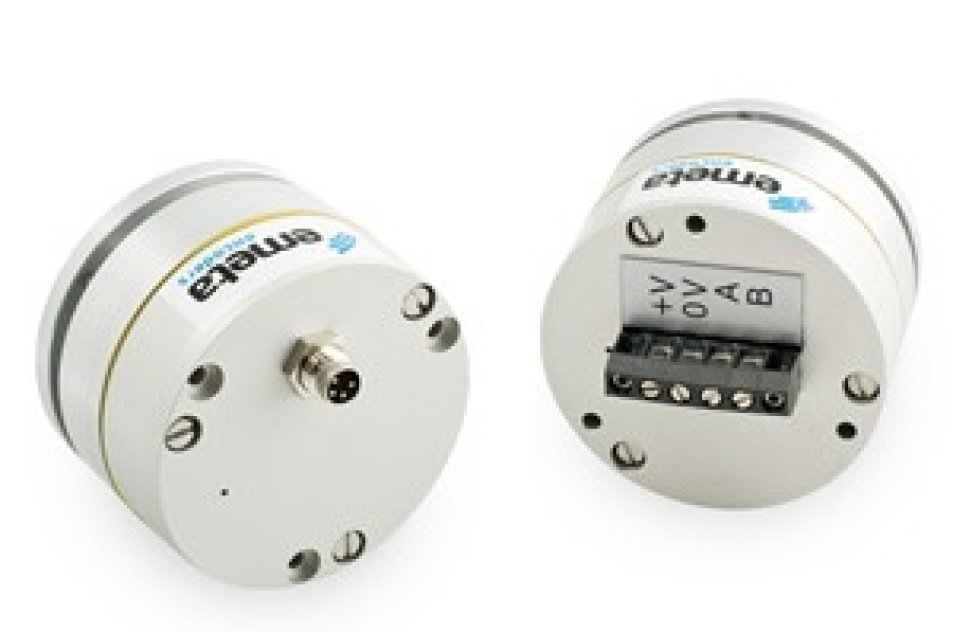 MA300 double image with M8 II.jpg