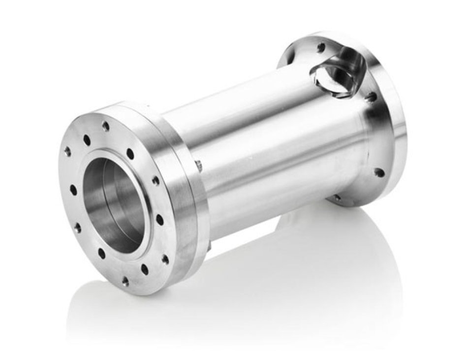 Aluminum intermediate flange