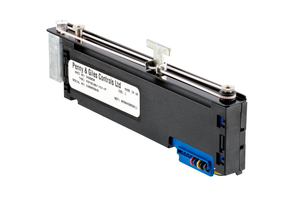 PGFM 8000_white