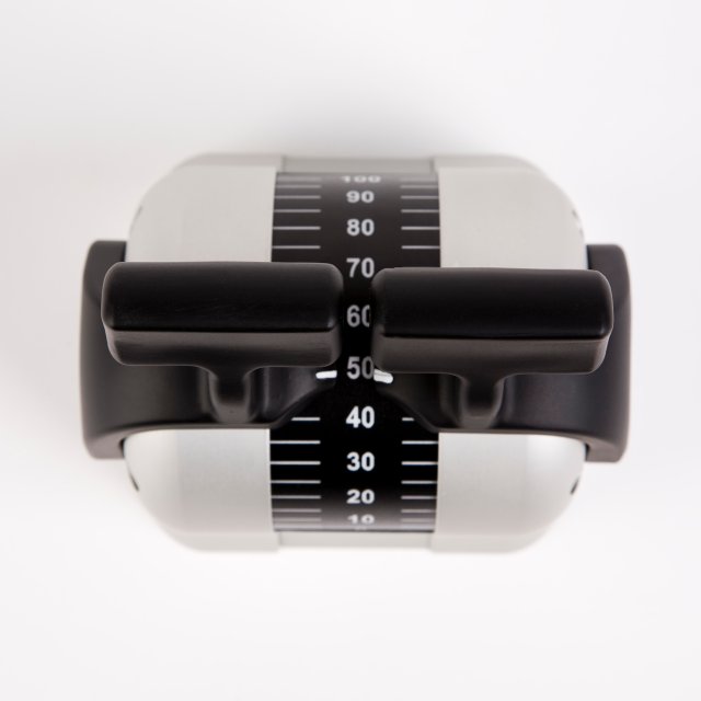 Double handle control lever. Longitudinal movement. Both scales 0 to100